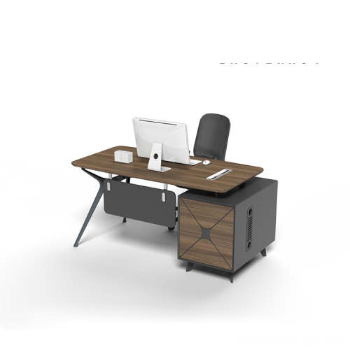 China modern  L-shaped office desk wooden Supplier