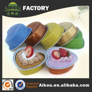 Ovenable heart shaped aluminum foil container with lid