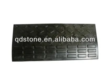 solid rubber step as a slope