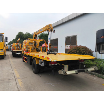 Dongfeng 4ton Section 3straight arm Truck mounted crane