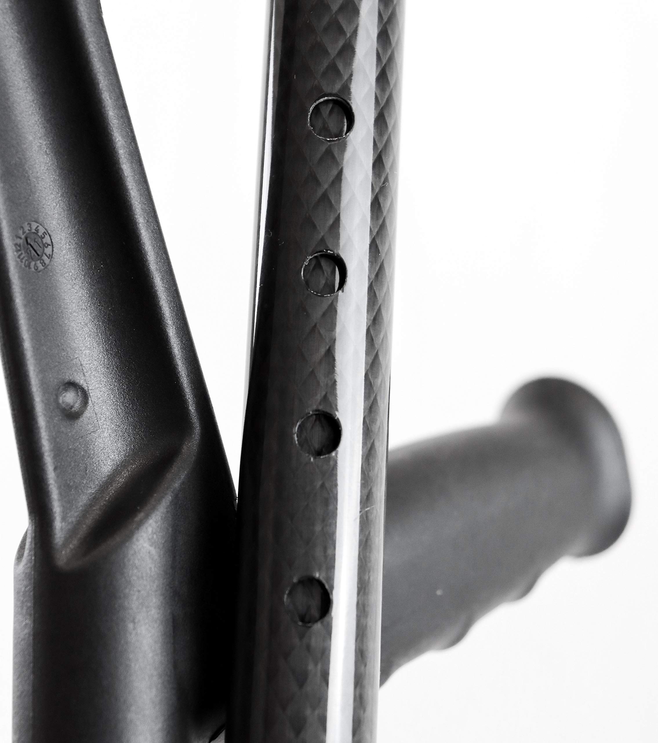 Fashionable Lightweight Carbon Fiber Walking Stick for Adult Ergonomic Assist RSingle-Arm Support Designed Ehabilitation Cane3