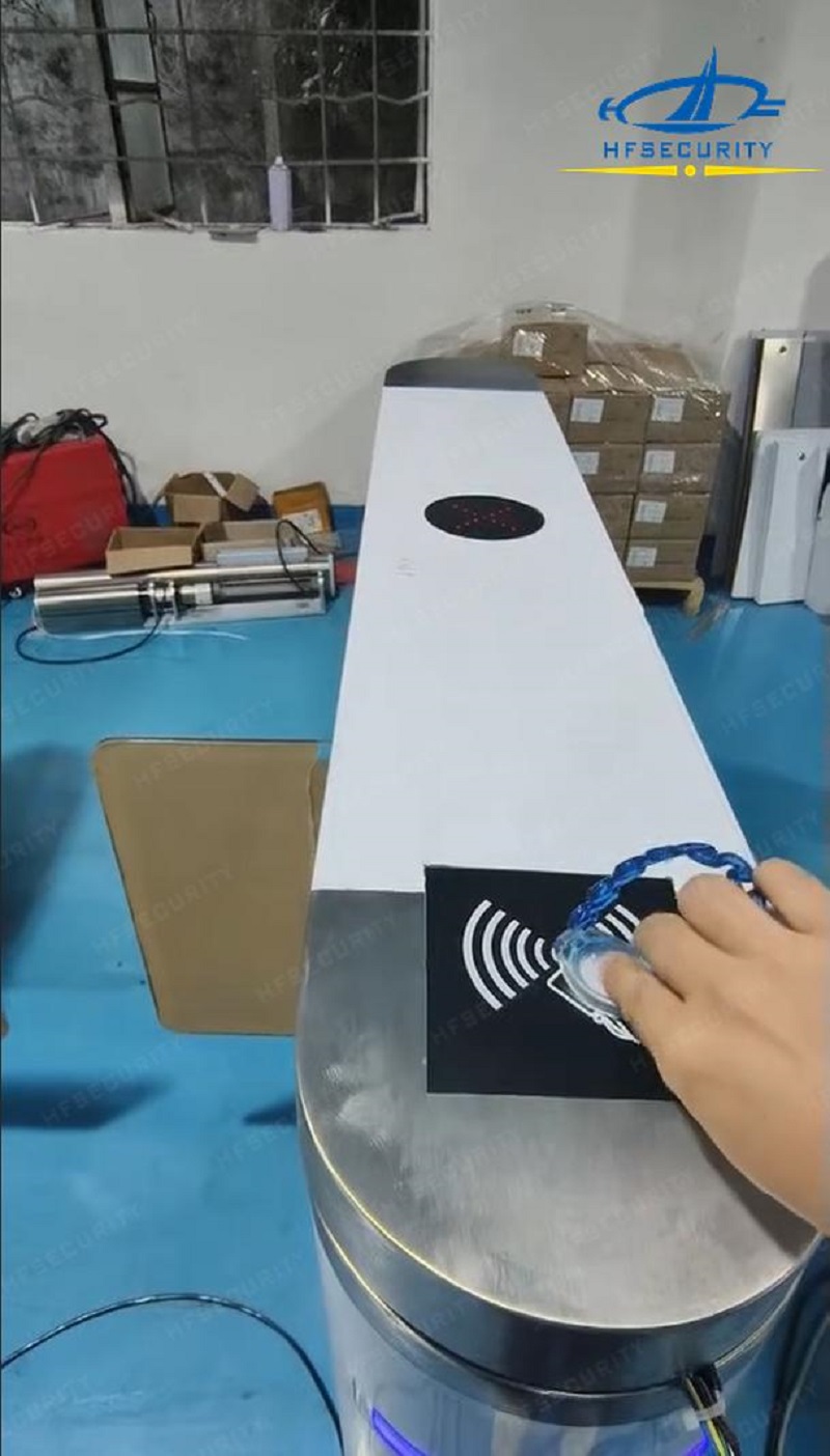 HFSecurity Customizes Smart Wristband Gate Solution for Slovakian Indoor Amusement Park