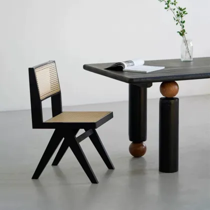 Premium Solid Wood Luxury Dining Table for Restaurant Dining Room