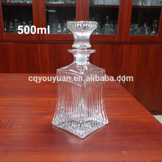 Low MOQ gift packing 500ml extra flint glass liquor decanter