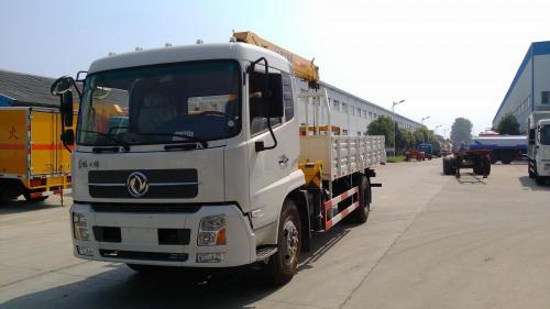 Dongfeng fordonsmonterad kran