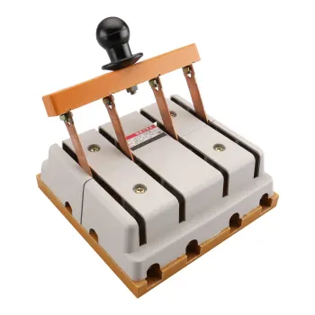 HS11F-100/48 380V 100A 4 Pole Double Throw Electric Brake Safety Knife Switch