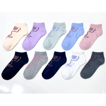 Creative spring pattern socks