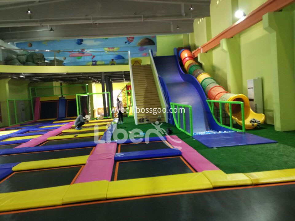 kids trampoline park cost