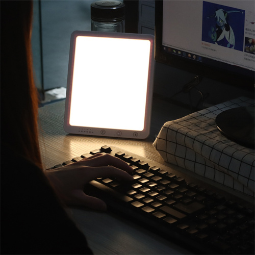 Suron Sun Lamp avec une luminosité réglable