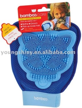 3-in-1 Grooming Glove