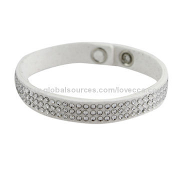 Bracelet rhinestone with white micro fiber for fashion person