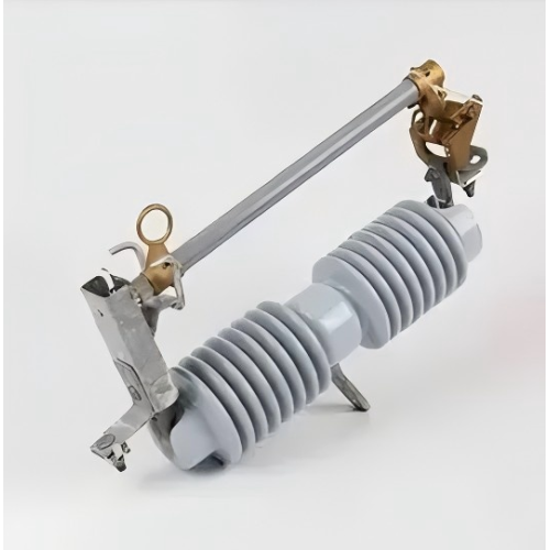 O fusível de porcelana corta alta tensão