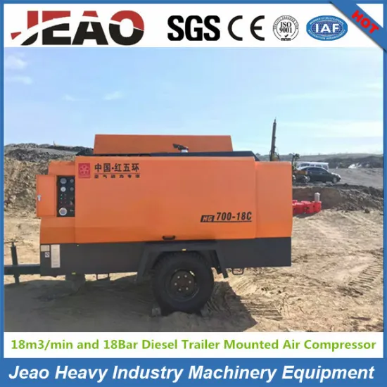 Heavy Earth Crawler Rig Use Portable Diesel Driven Air Compressor