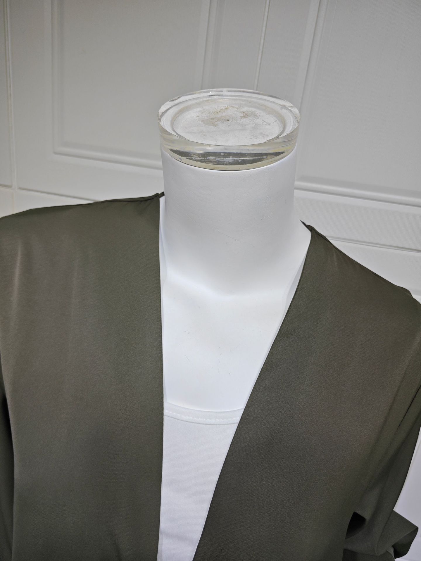 Solid Color Open Abaya MQ295 (6)
