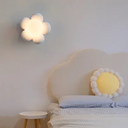 Flower Wall Lamp: Elegant Lighting Solutions