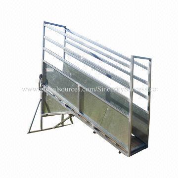 Wrought Iron Cattle Yard, Made of Iron Tube, with Powder Coating