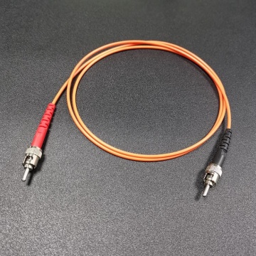 Hard Clad quartz Fiber HCS200230UM Simplex Fiber Jumper