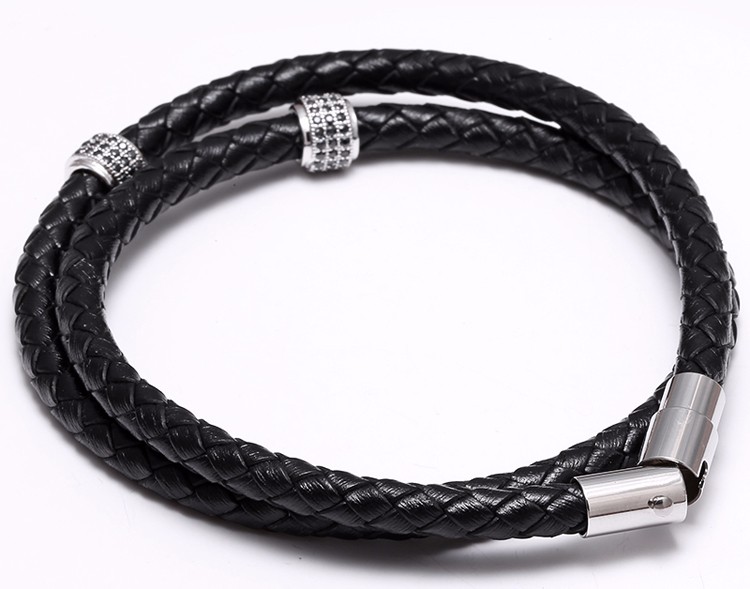 Bracelet à boucle magnétique en cuir de vachette noir