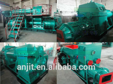 Clay brick making machine