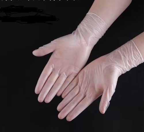 クリーニング用の使い捨てビニール検査用手袋
