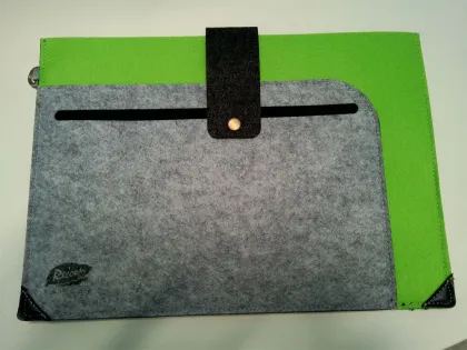 Nonwoven fabric file bag
