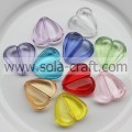 29 * 31MM klare Farben Acryl Kunststoff Herz Spacer Perlen Muster