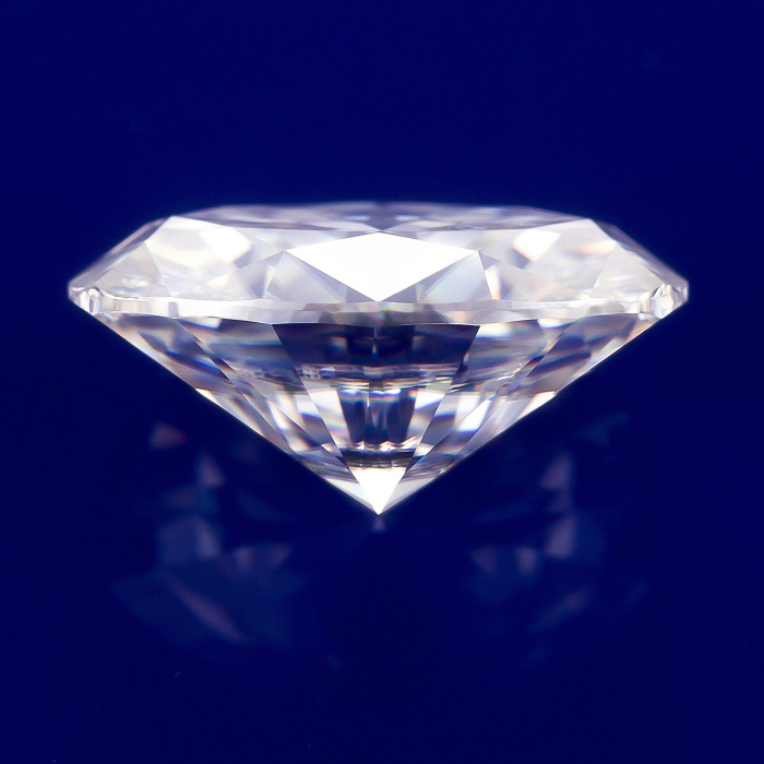 อัญมณี Moissanite สีขาวเจียระไนทรงรีขนาด 10x14 มม