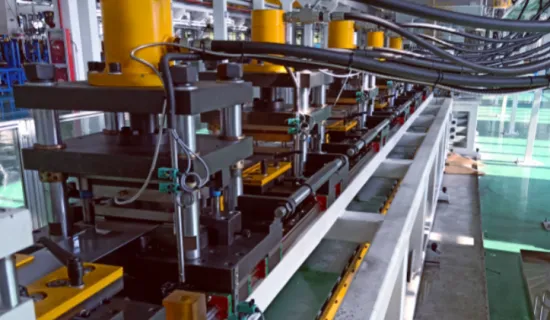 Elevator door sleeve profile roll forming machine