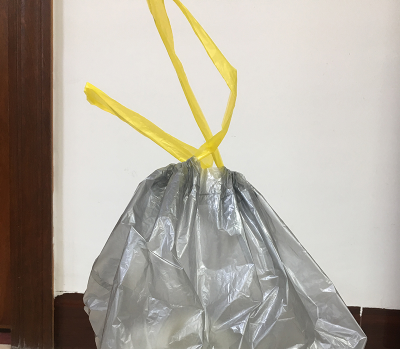 Plastic Drawstring Garbage Bag On Roll