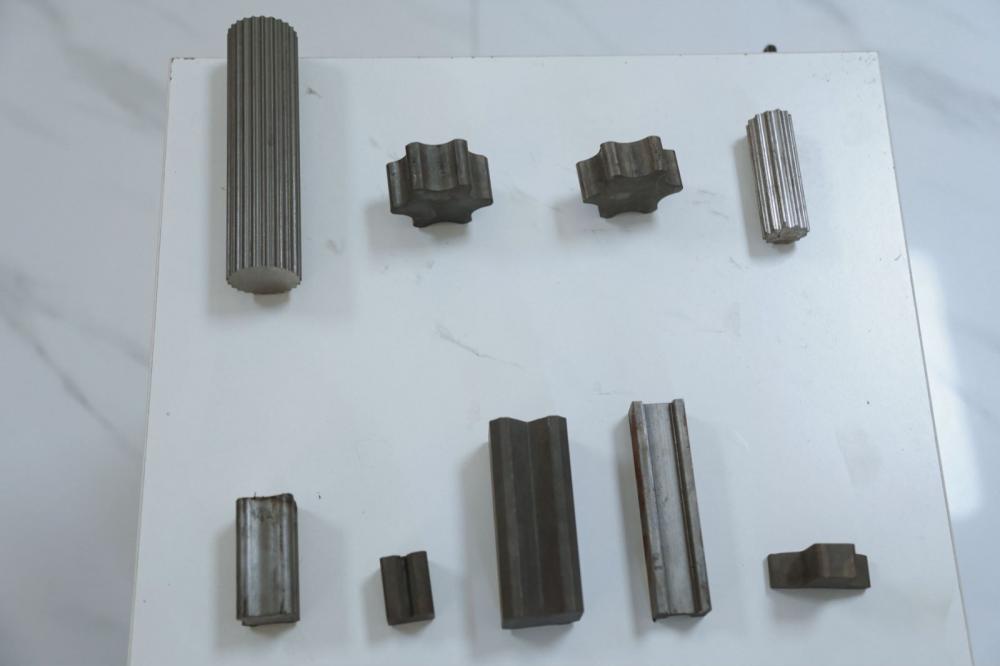 High precision deformed steel