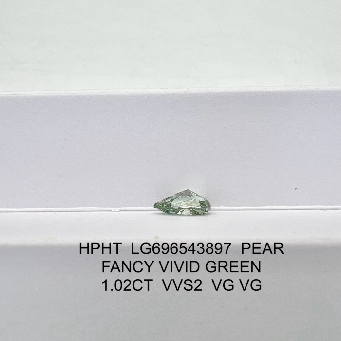 Pear Vivid Green Lab Diamond 1.02CT HPHT