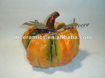 Harvest decoration pumpkin with metal leaves