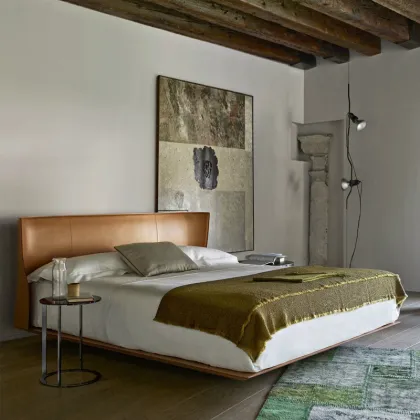 Italian Bedroom Furniture Soft Bed for Home Villa Room