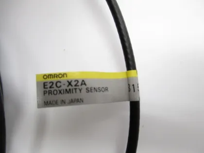 Electronic Equipment Accessories: Proximity Sensor Switch E2C-X2A