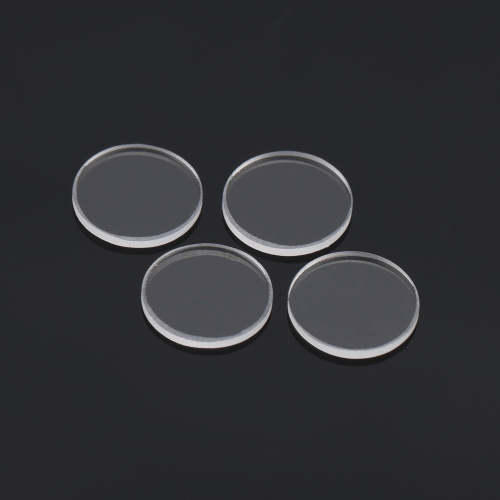 Dụng cụ quang học sử dụng thấu kính magie florua