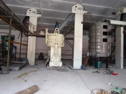 Screw Oil Mill/Oil Press/Screw Oil Expeller 15~20t/D Oil Pressing Price