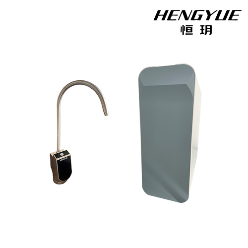 Elegante sistema de filtrado de agua doméstico para limpieza