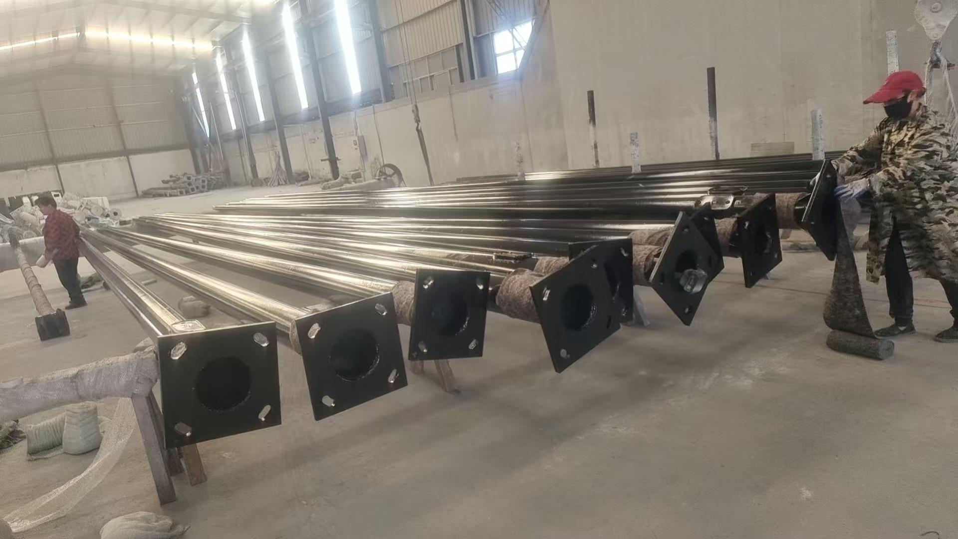 Galvanized Street Light Pole