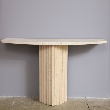 Tables de console en pierre beige salon