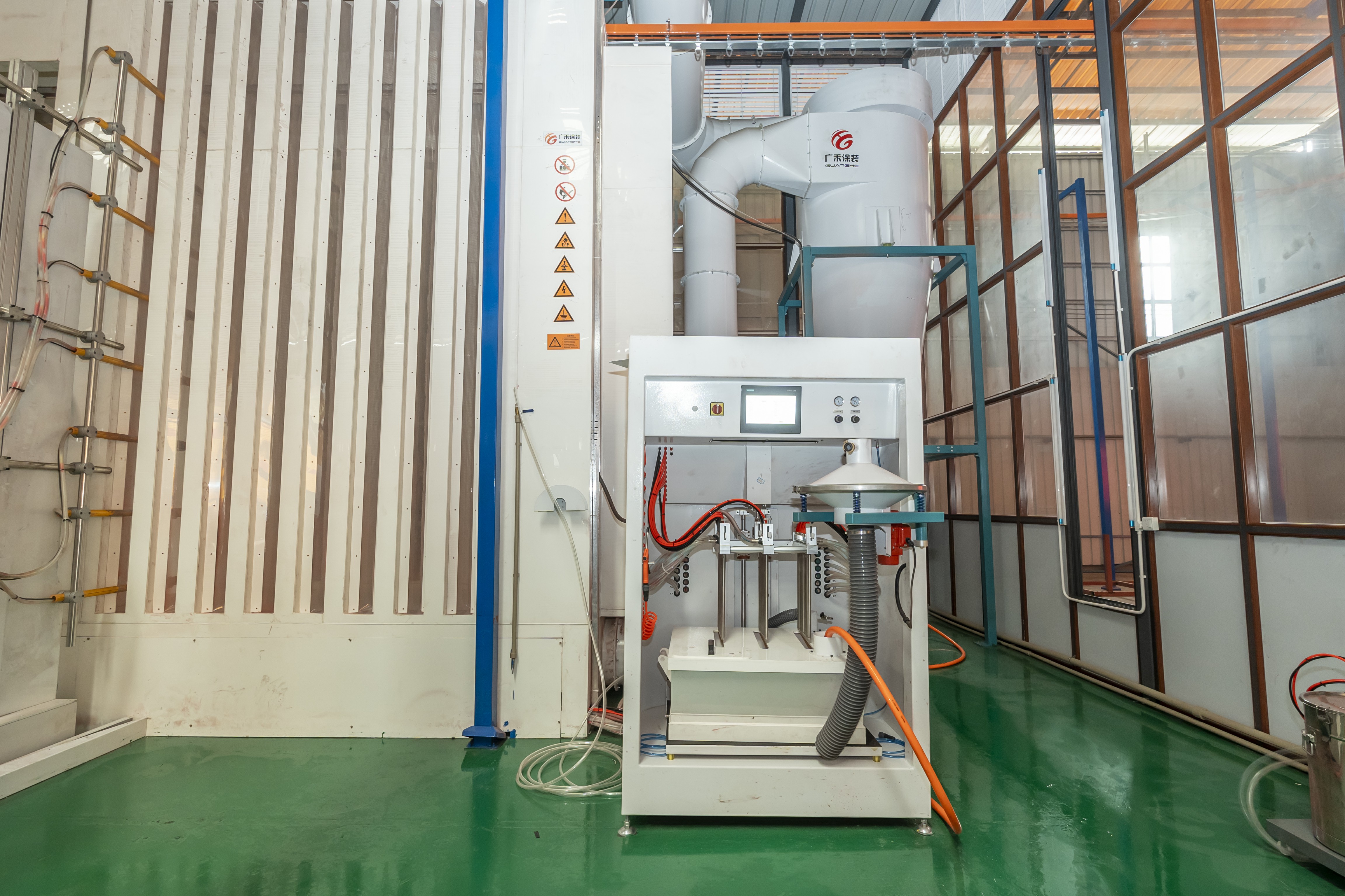 Automatic paint for Aluminum Profile