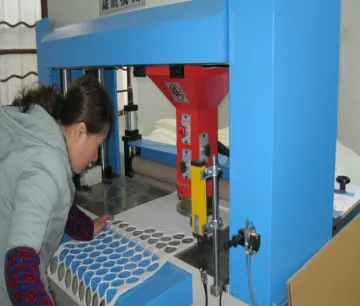 PLC Automatic pvc/paper/paper roll cutting machine