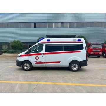 Переоборудованный транзитный фургон для служб неотложной медицинской помощи