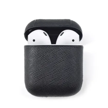 Apple Airpods case charging