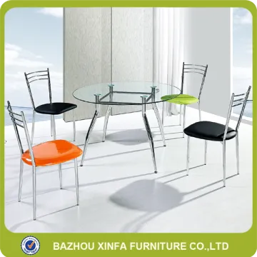 Morden round tempered glass dining table and 4 chrome chairs