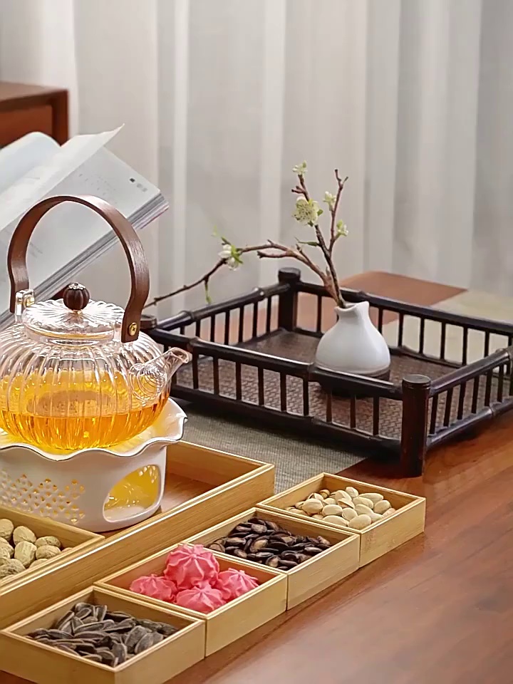Luxury European Ceramic Vintage Flower Teapot Tea Cup and Saucer Set Porcelain Cups Afternoon Tea Sets

**Title:** Vintage European Porcelain Tea Set with Flower Design