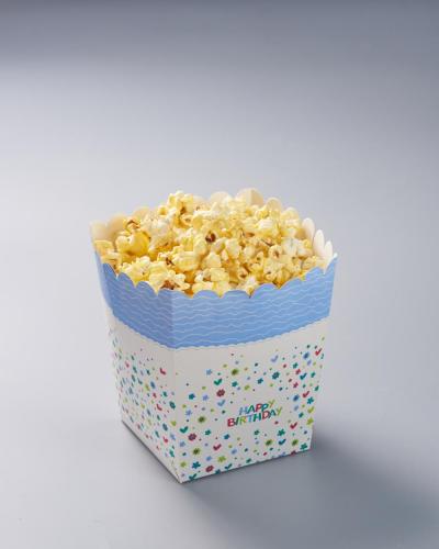 Scatola di popcorn con stampa di buon compleanno