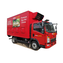 HOWO 4X2 140HP diesel 8T Livestoc transport truck