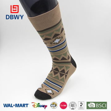 2016 high-end knee high geometric pattern cotton casual socks for men compression dress socks