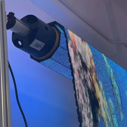 Scenico P1.25 LED Rolling Gate Display