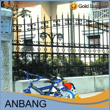 Direct factory galvanized palisade fencing